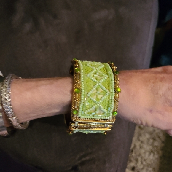 Costume contemporary bracelet Hp🔥🔥🔥🔥 - Picture 3 of 4